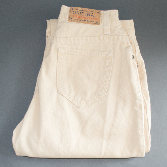 Liz Claiborne Pale Yellow Classic Fit Petite Jeans - Picture 6 of 8